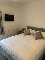 Kings Park Hotel