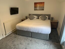 Kings Park Hotel