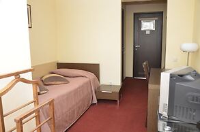 Hotel Zaurale