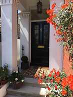 Anne's House