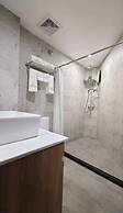 ERUS SUITES HOTEL BORACAY