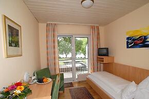 Hotel Iris am See