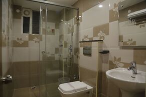 Ostin Viceroy Grand