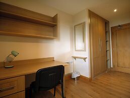 SALA Lakeside Aparthotel