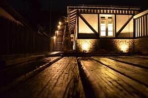 Romance valley  Loversleap cottage