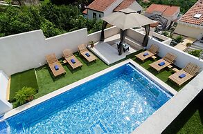 Villa Luciana Residence