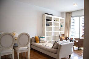 Cabrera Modern Flat