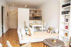 Cabrera Modern Flat