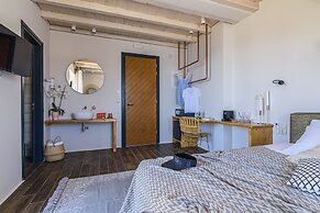 Maregold Mykonos Micro-Suites, Adults Only