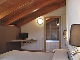 Hotel Saloria
