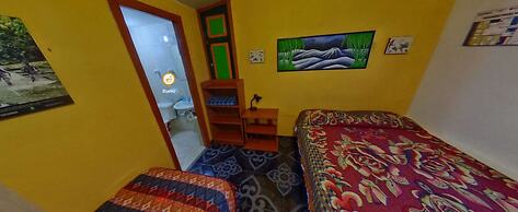 La Gran Via Hostal