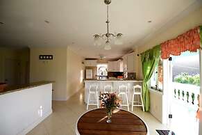 Herelle Heights Escape