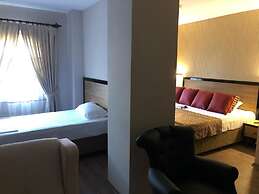 Suvari Hotel