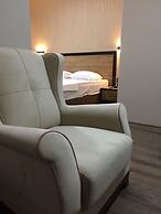 Suvari Hotel
