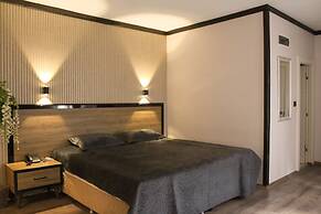Suvari Hotel