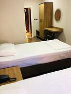 Suvari Hotel