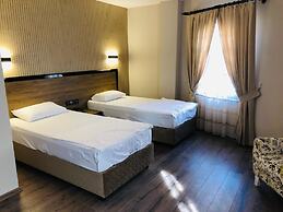 Suvari Hotel