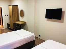 Suvari Hotel