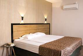 Suvari Hotel