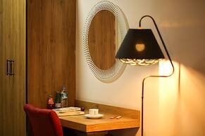 Suvari Hotel