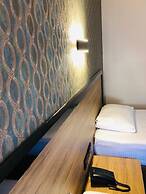 Suvari Hotel