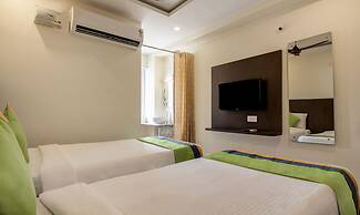 Treebo Sls Grand