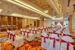 Hotel Deep Clarks Inn Lucknow