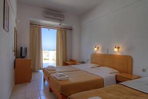Adonis Hotel