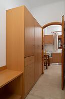 Adonis Hotel