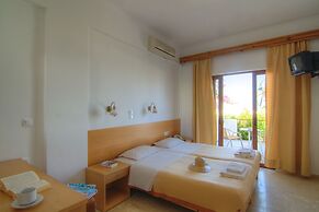 Adonis Hotel