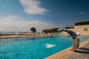 Life Point Boutique Hotel