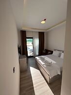 Life Point Boutique Hotel