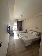 Life Point Boutique Hotel
