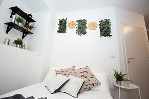 Home Hotel - Paruta 65