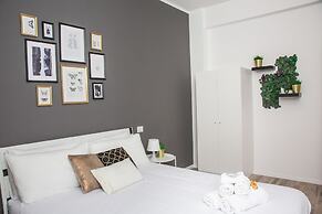 Home Hotel - Paruta 65