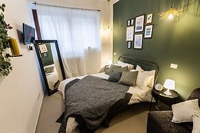 Home Hotel - Paruta 65