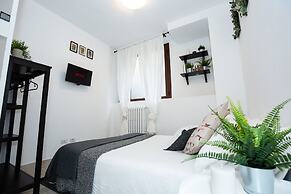 Home Hotel - Paruta 65