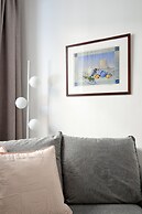 Art in Athens Suite