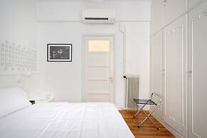 Art in Athens Suite