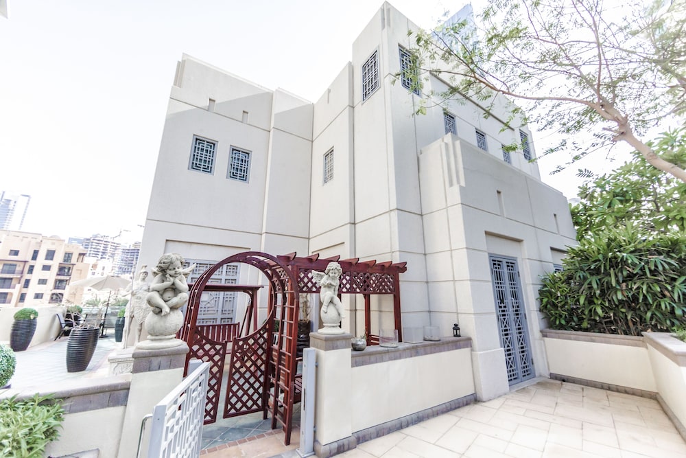 Bravo Way Burj Residences Tower 9