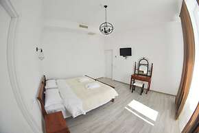 Hotel Chateau Khashmi