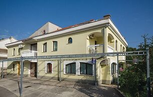 Apartments Ciovo