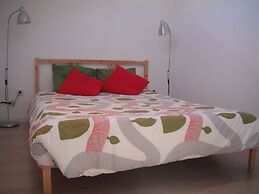 70's Hostel