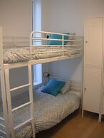 70's Hostel
