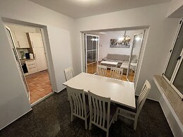 B&B L.D