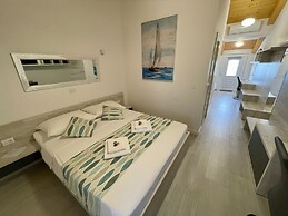 B&B L.D
