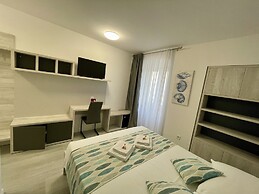 B&B L.D