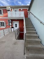B&B L.D