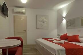 B&B L.D