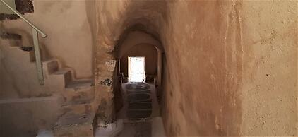 Loukas Kontos Traditional House